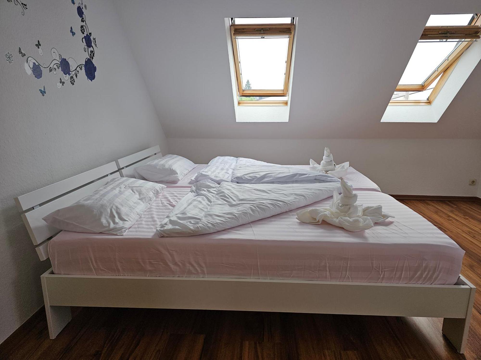 Apartment Kaethe-kollwitz - Strasse 54, F3 *